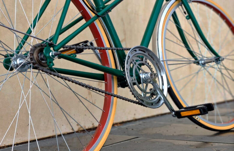 Reutilització de bicicletes del diposit municipal de Reus